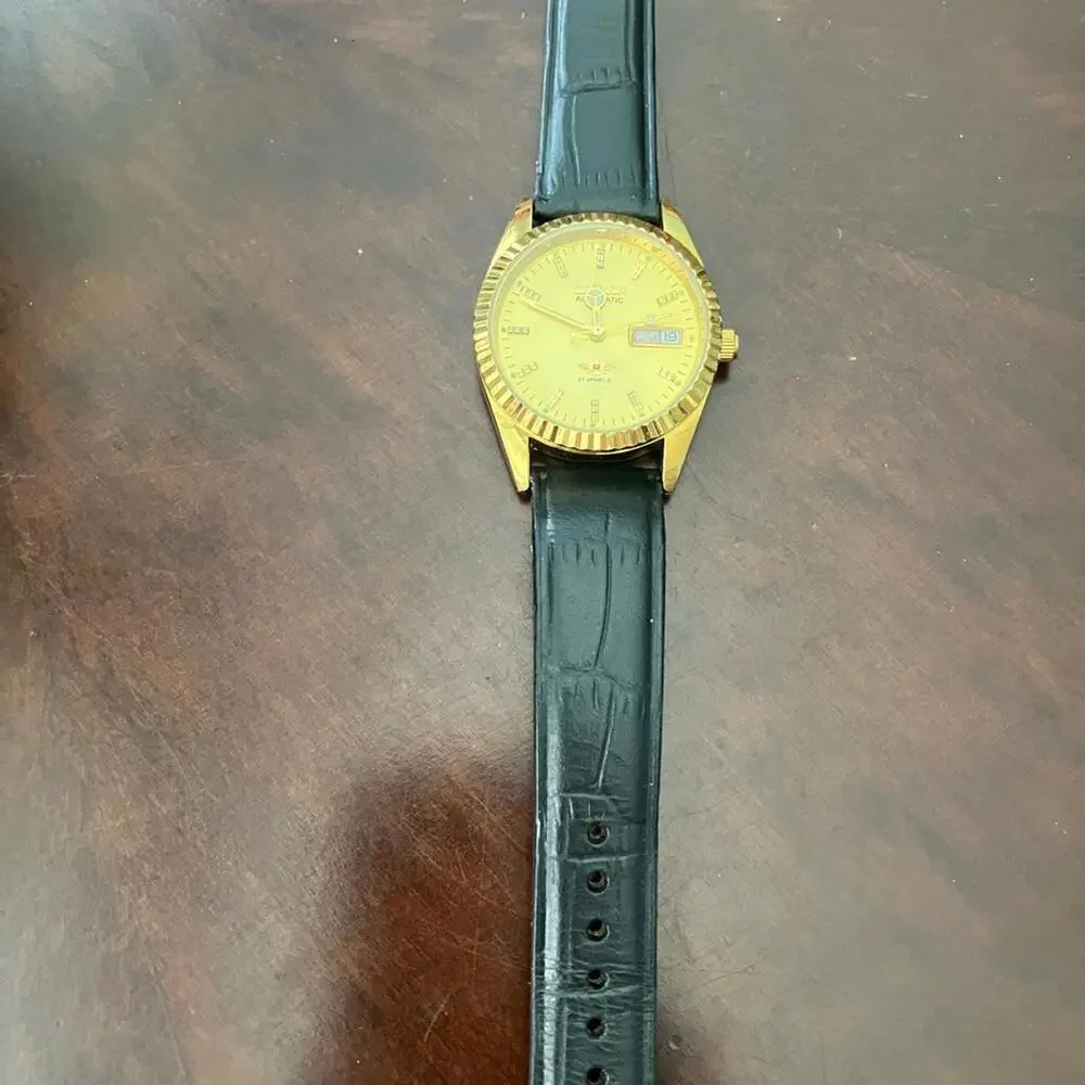Citizen Gold Watch‎ with Black Leather Strap 36mm Vintage Rare
